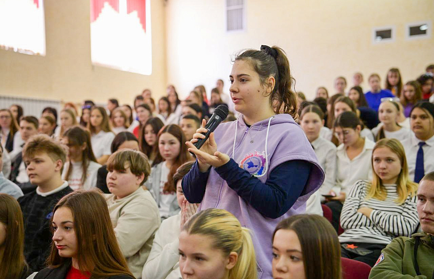 В Евпатории состоялся патриотический форум «Город детства объединяет сердца»